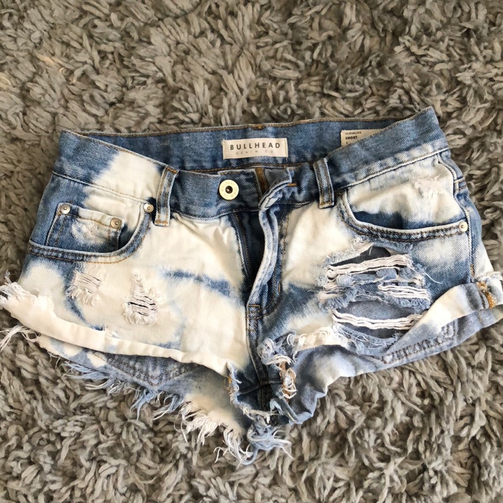distressed short shorts